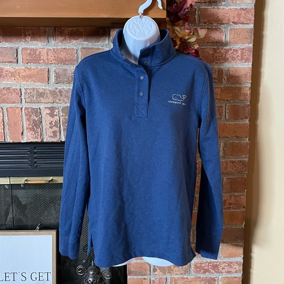 Vineyard Vines Lightweight Sweatshirt - Picture 1 of 7